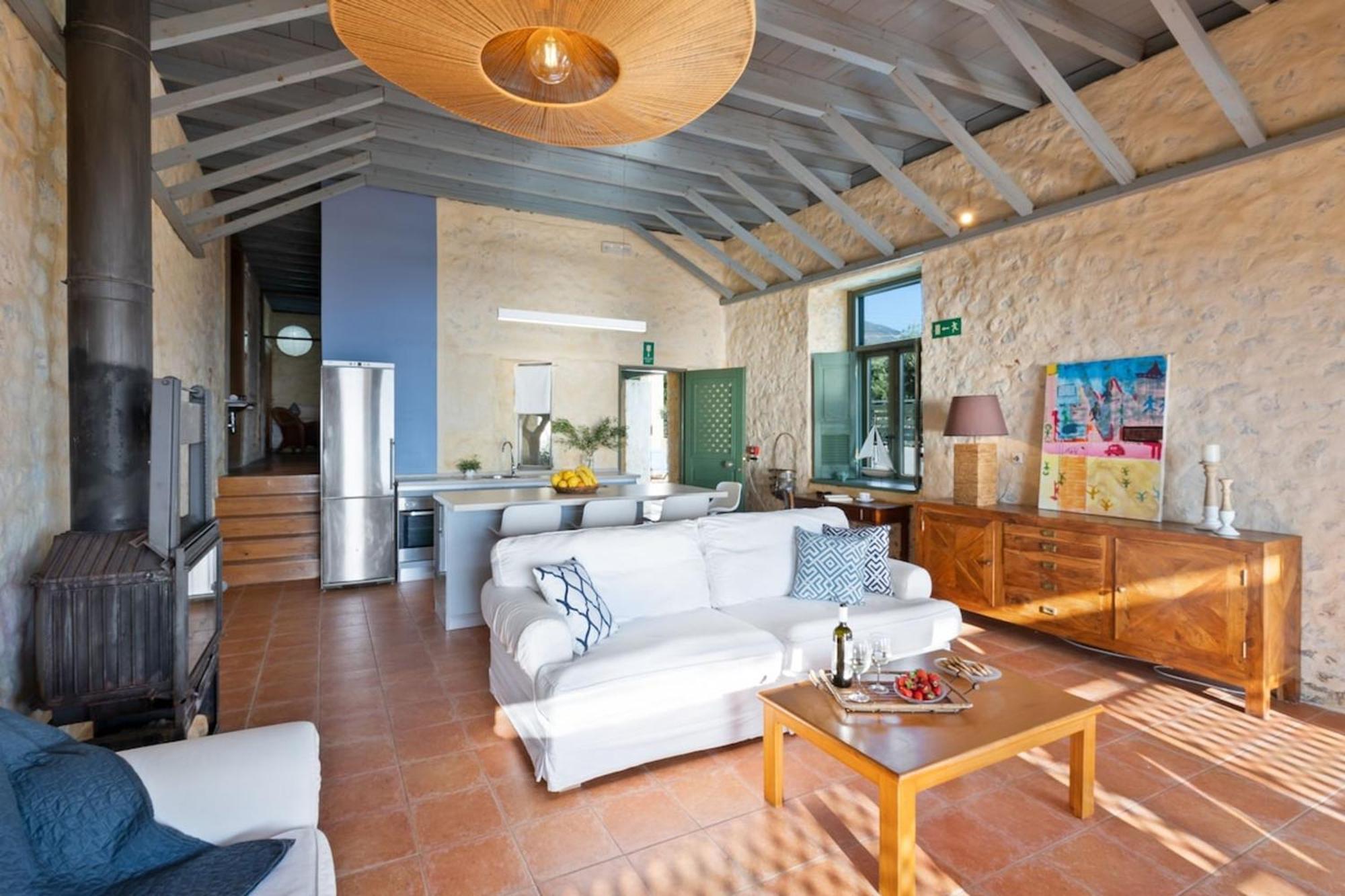 Villa Mediterranea, With Heated Pool Livadia  Екстериор снимка